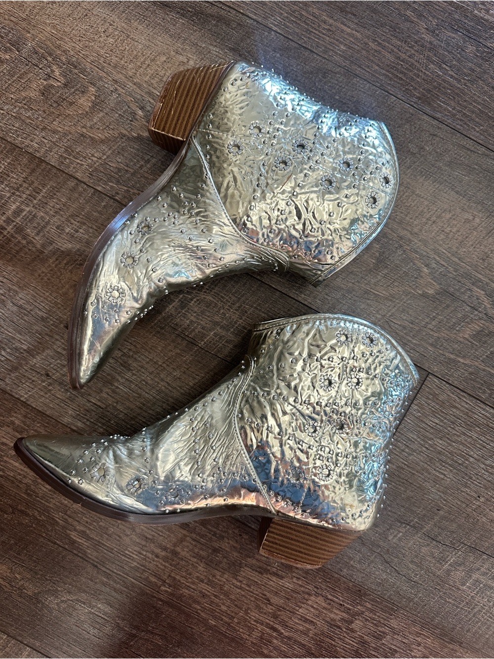 Free People vegan Leather Gold western/ cowboy boot - Picture 7 of 16